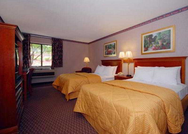 Baymont By Wyndham Copley Akron Habitación foto